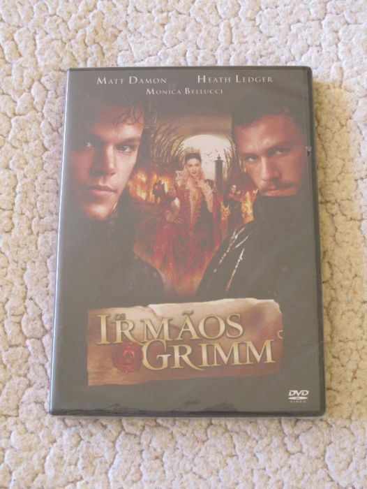 Irmãos Grimm. Ainda embalado.