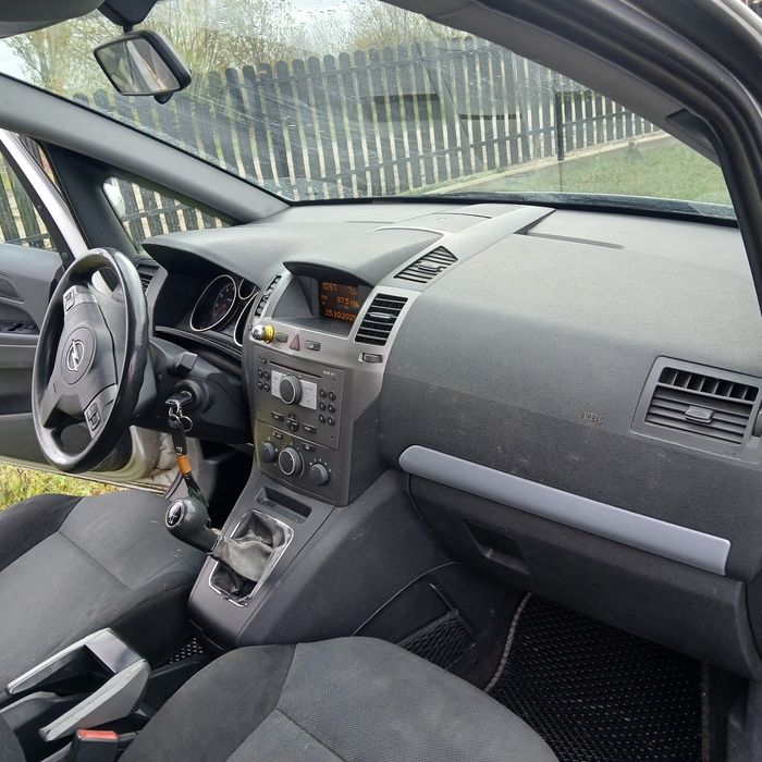 Хороше сімейне авто