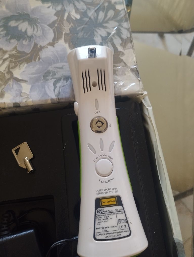 Máquina de depilação a laser