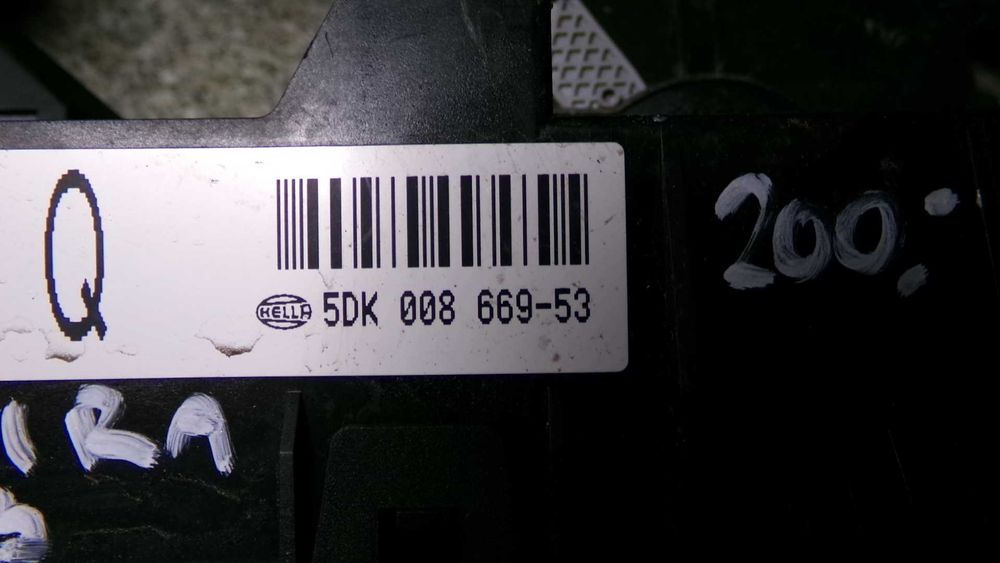 Wrz55 Skrzynka bezpiecznikowa moduł BSI opel zafira B wysyłka