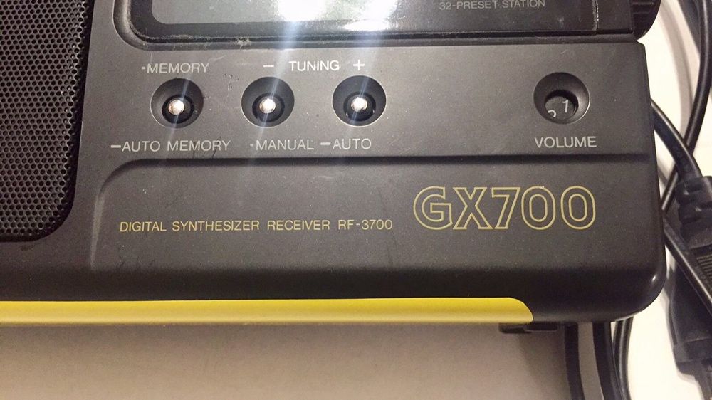 Panasonic GX700 радиоприёмник диапазон 88,0-108,0 MHz питание:220v
