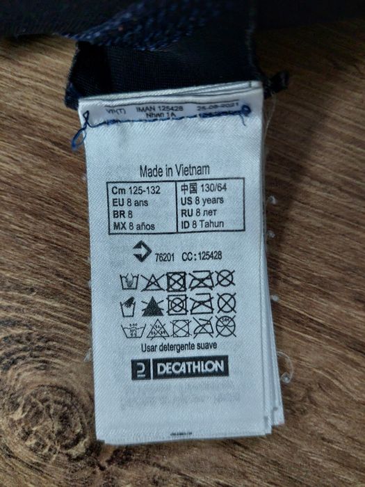 Krótka pianka do pływania