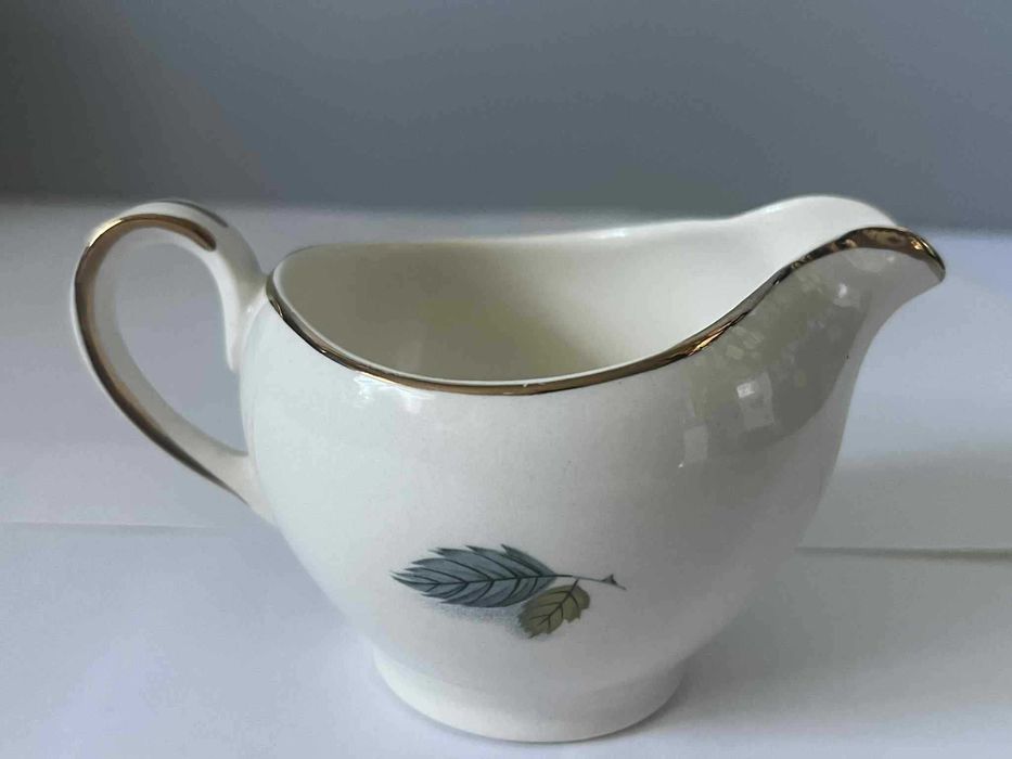 Porcelanowy mlecznik róża Alfred Maekin angielska porcelana