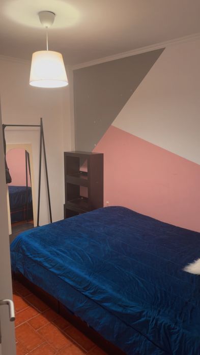 Quarto em um apartamento familiar . 500 para casal 400 para pessoa so.