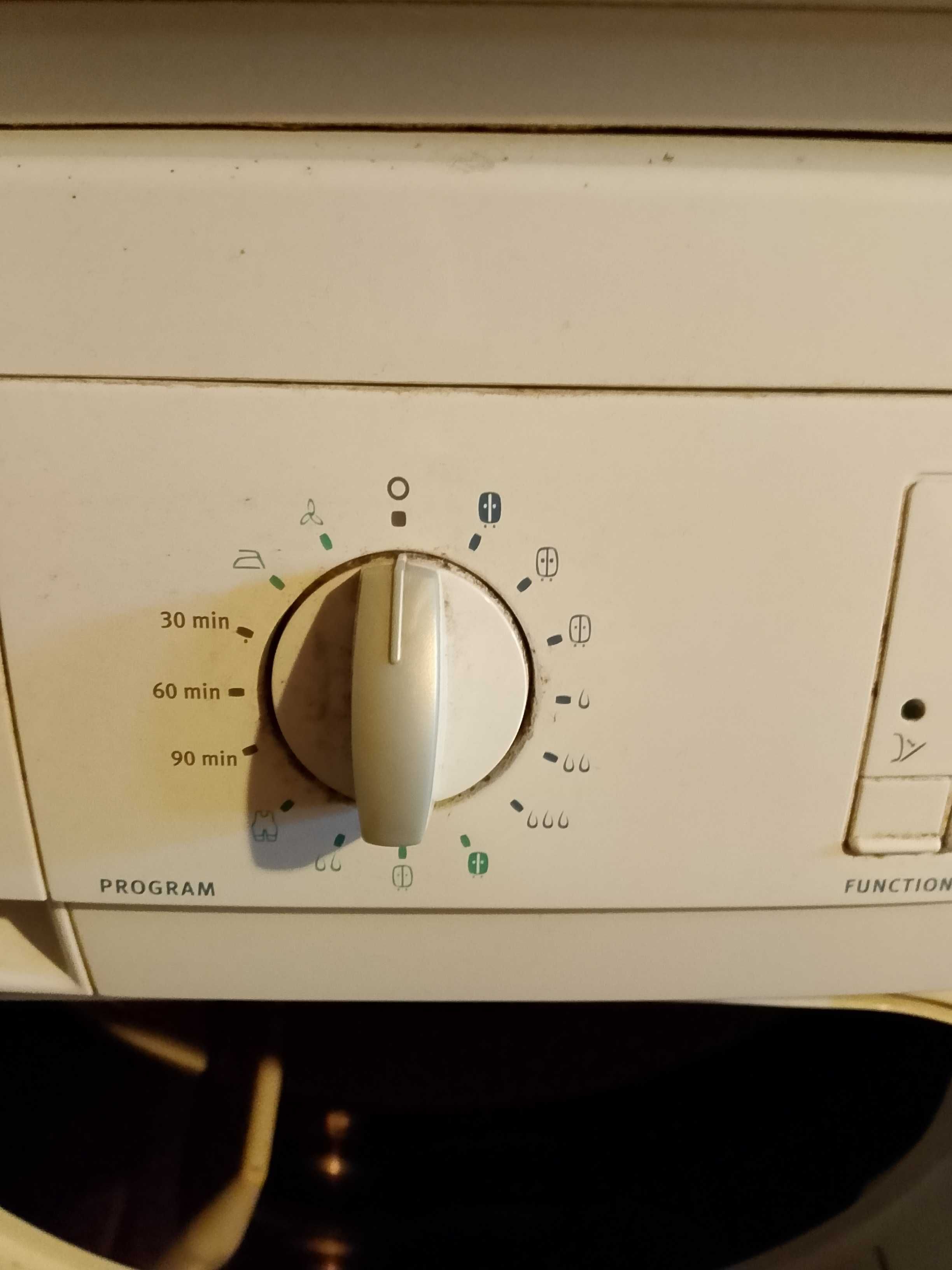 Suszarka Elektrolux EDC 5330