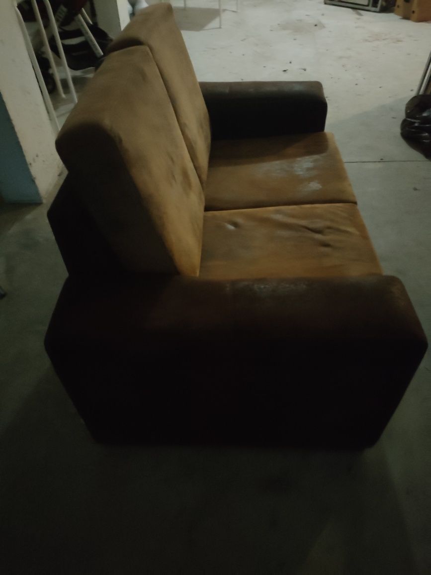 Sofá de 2 lugares