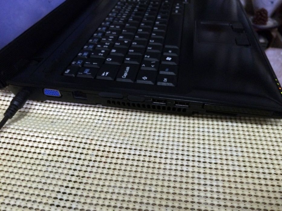 Completo ou Pecas - Insys M746S (intel GL40) Core 2 Duo 3Gb 200Gb