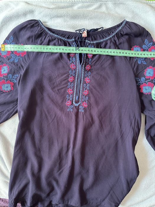 Вишиванка жіноча синя