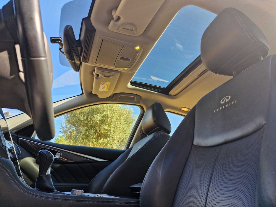 Infiniti Q50 2.2 diesel