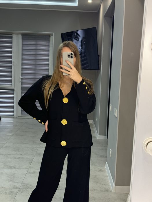 Костюм в кольорах