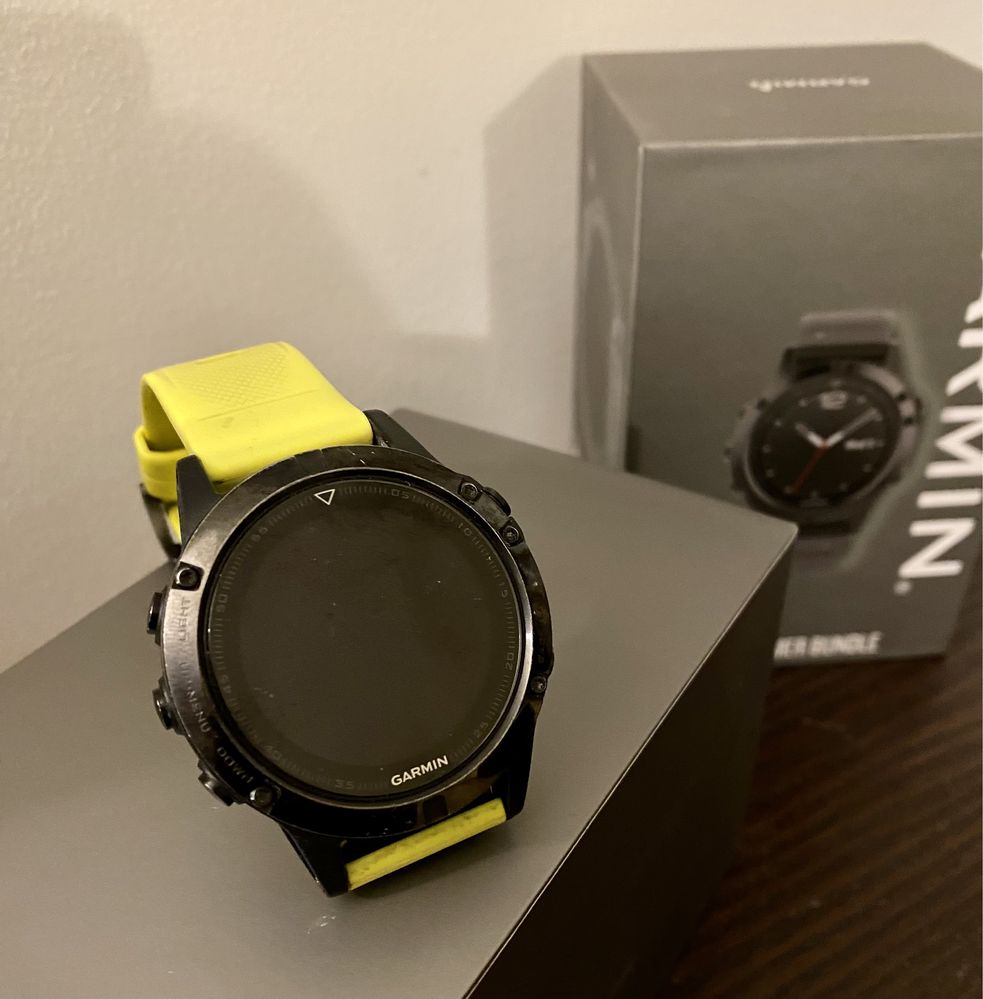 Garmin Fenix 5 Performer Bundle