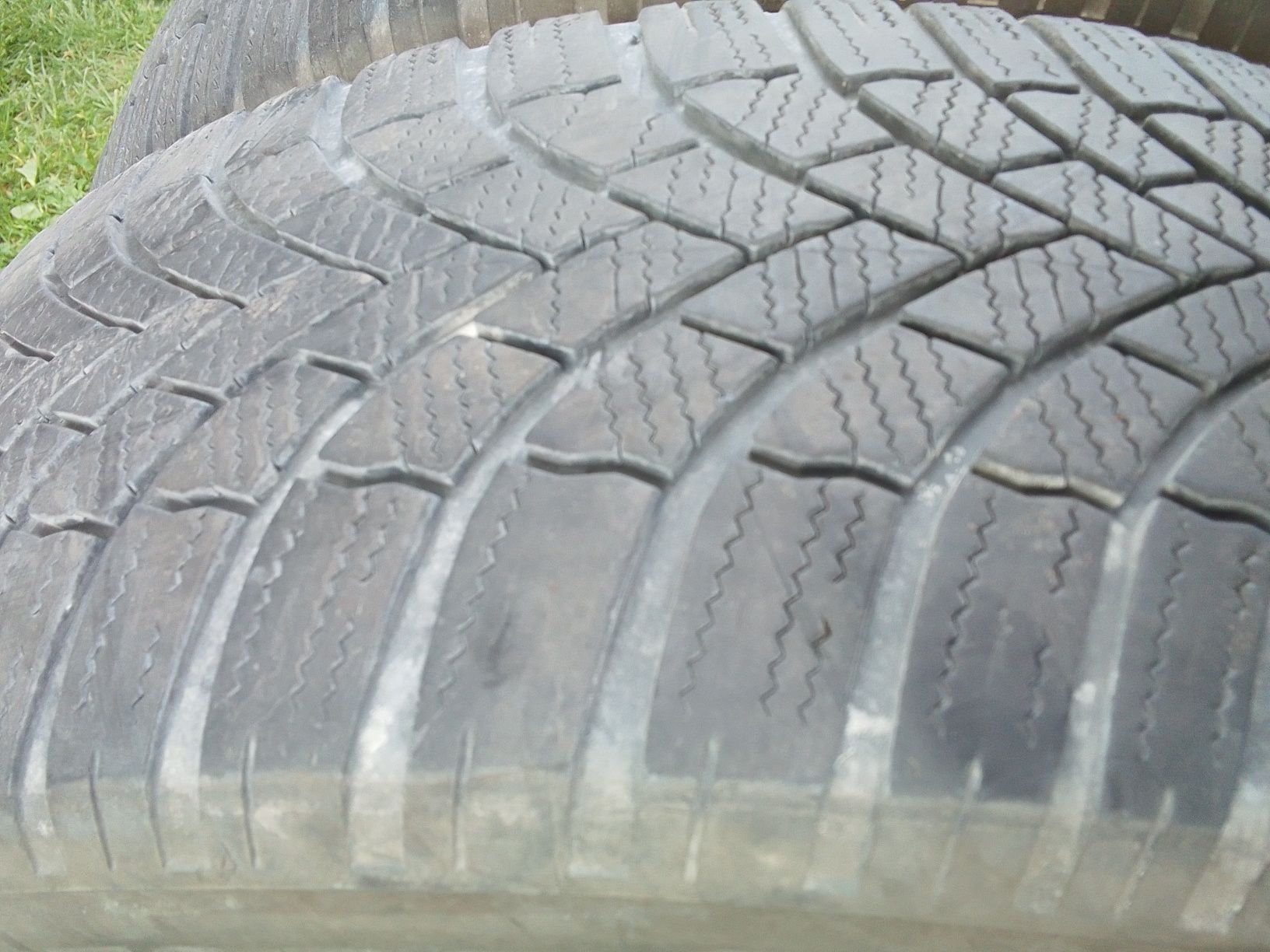 2 Opony zimowe 215/60r17 BRIDGESTONE 2023r