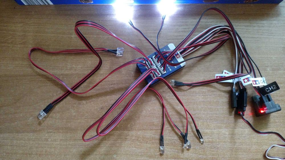 Oświetlenie RC moduł Tamiya 12 LED oświetlenie modelu 1:10 Zestaw Nowy