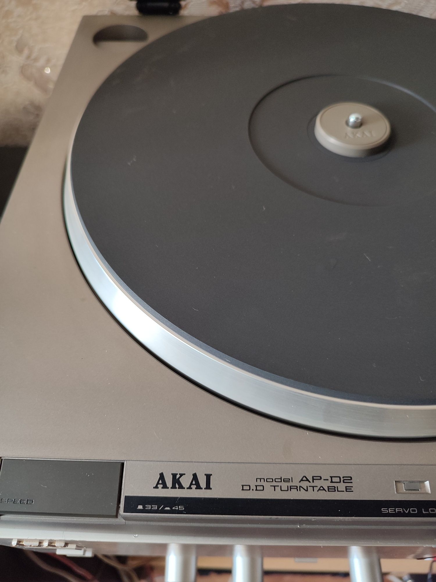 Проигрыватель винила akai АР-D2