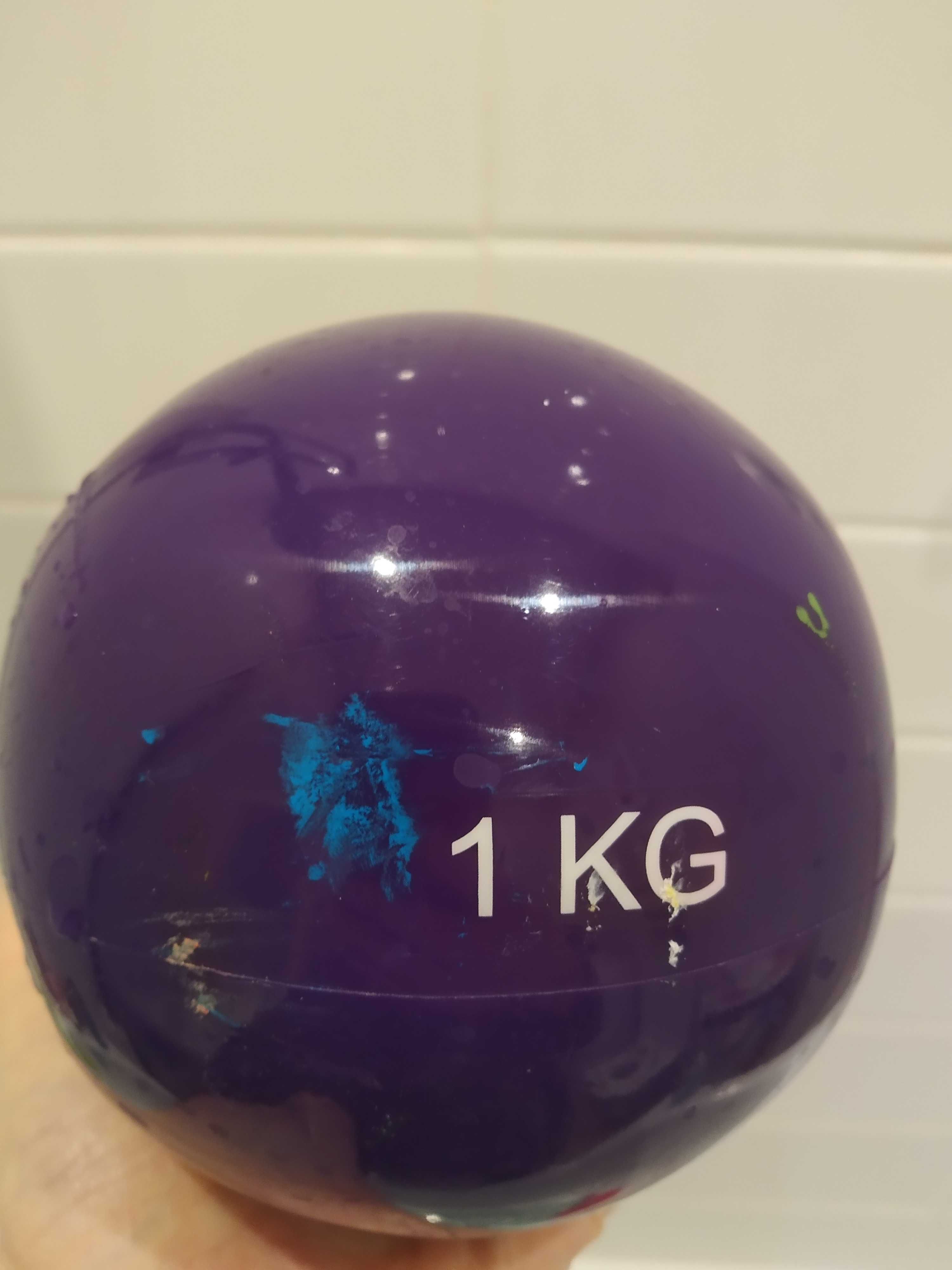 Miękka piłka lekarska rehabilitacyjna 1 kg