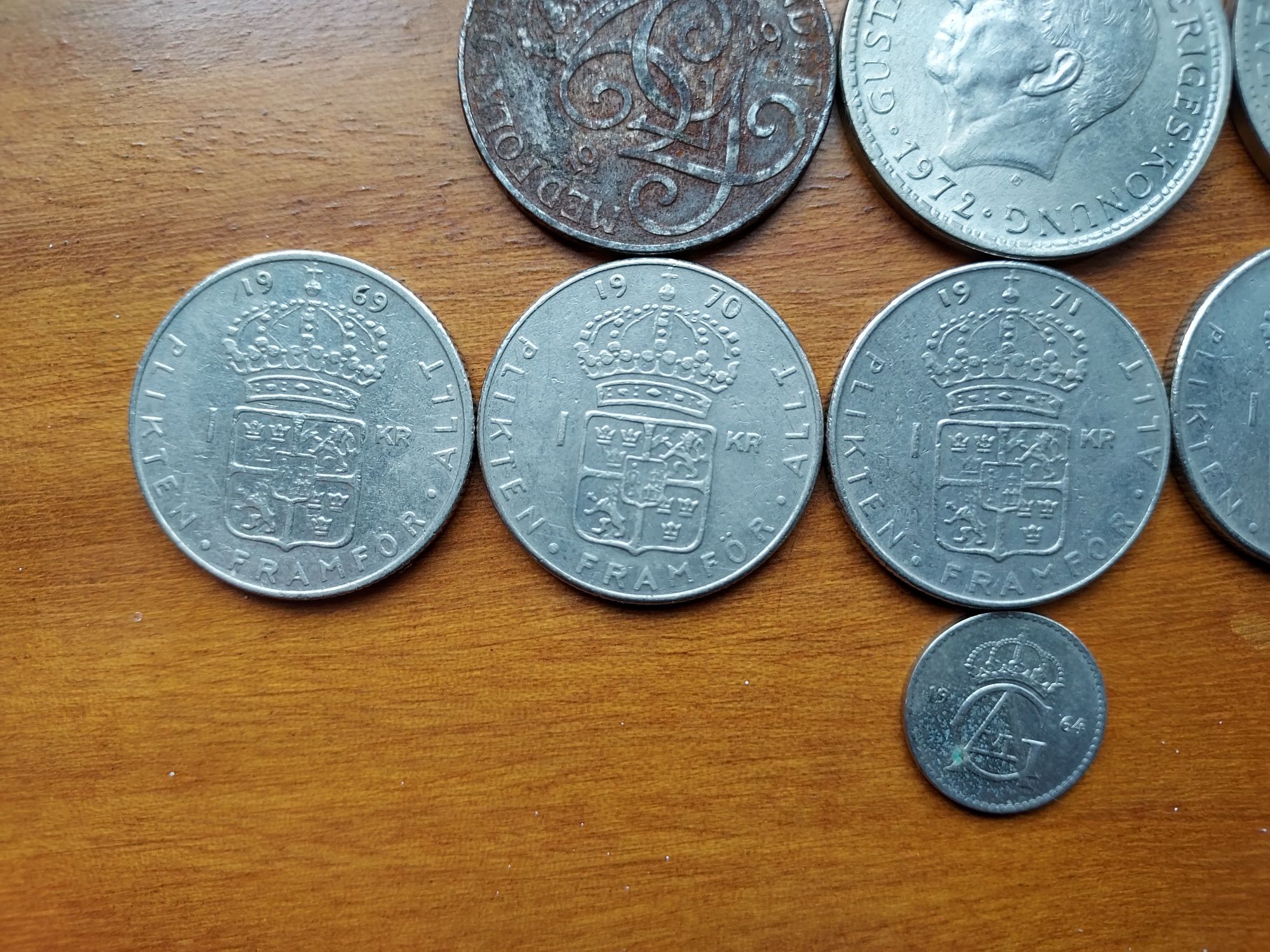 Lote de 10 moedas da Suécia Antiga de 1925 até 1973