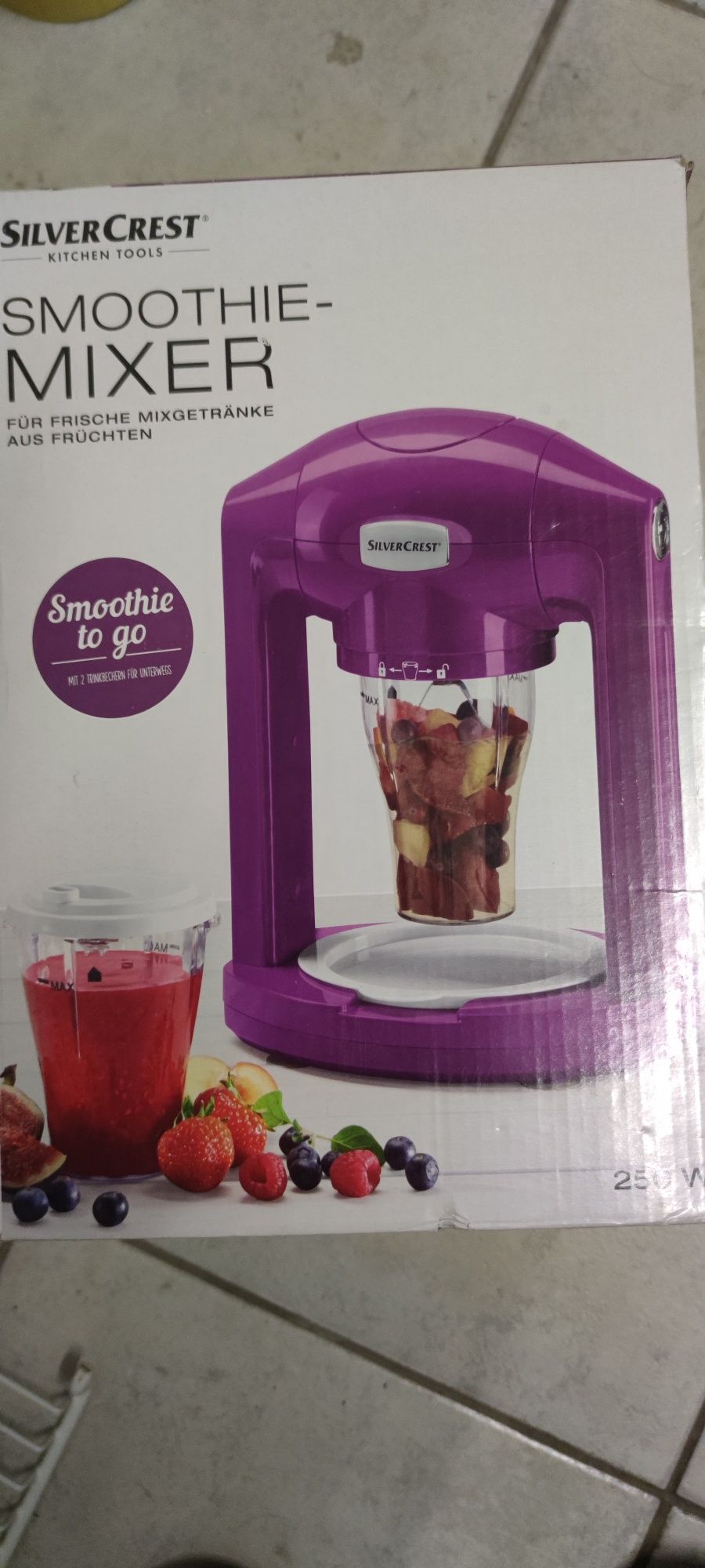 Smoothie mixer blender z kubeczkami, koktajl na wynos