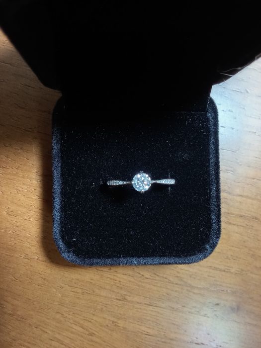 Anel em Prata com Diamante Certificado CVD