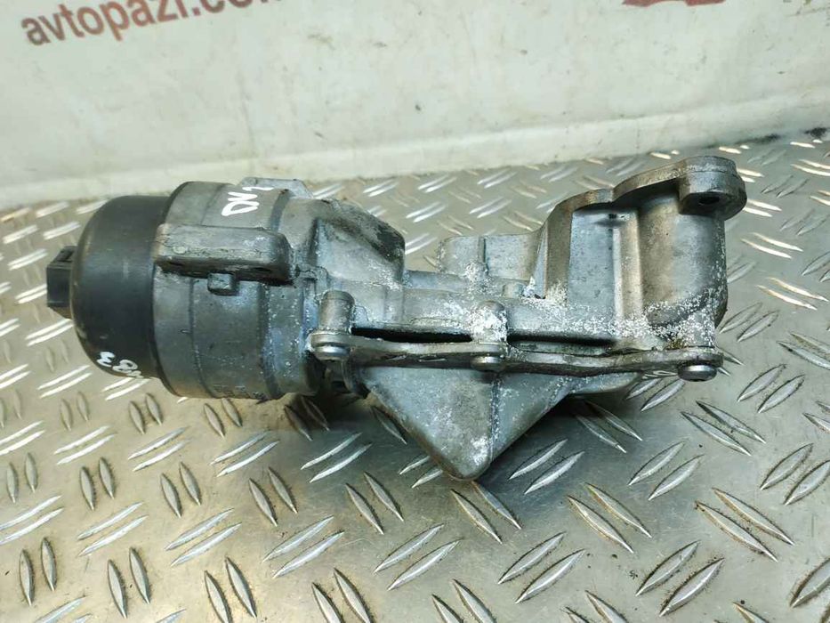 Peugeot/Citroen C4 Picasso 06-13 корпус масляного фільтра DV2483 V759