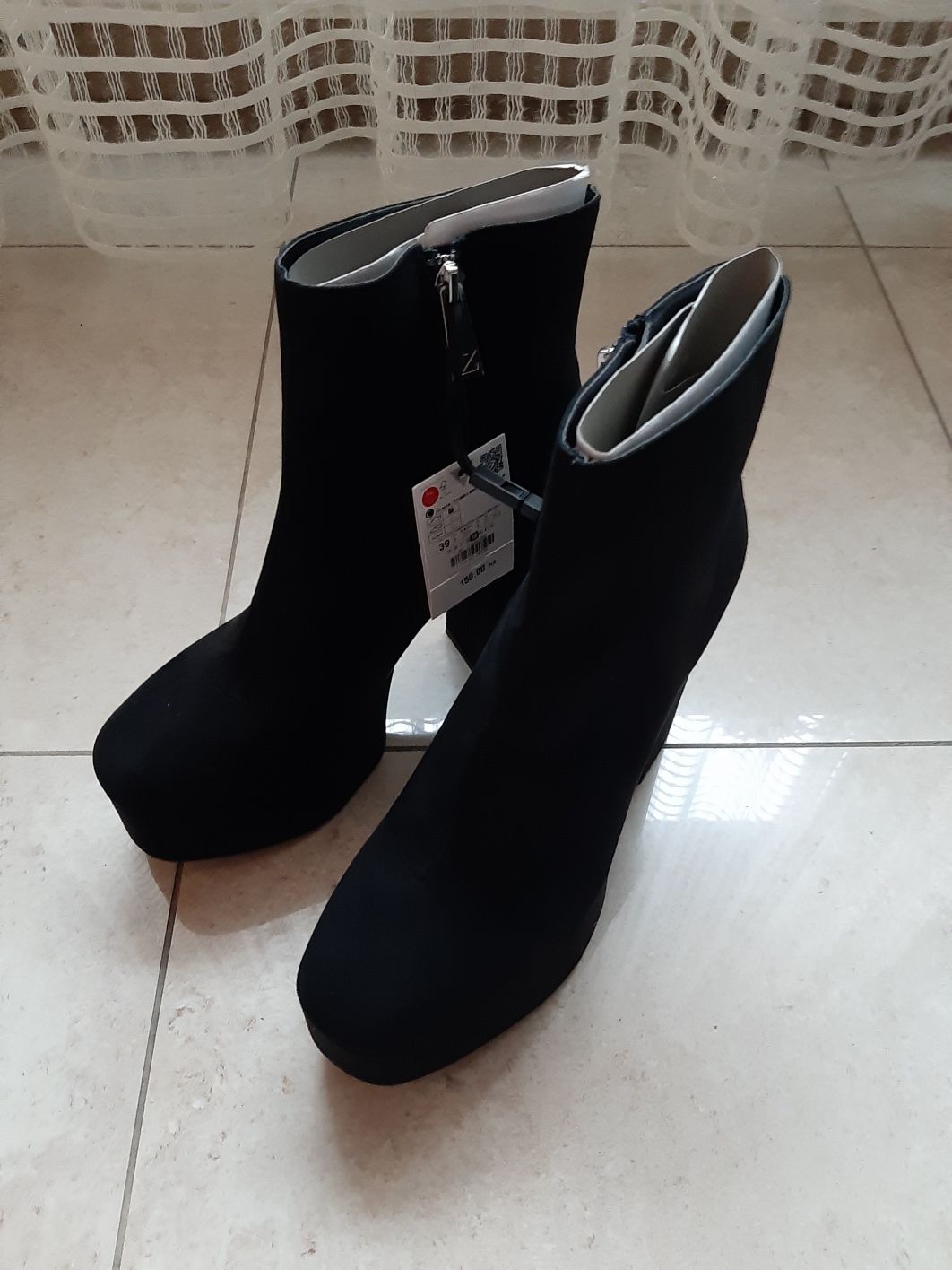 Buty kozaki botki Zara Woman 39 obcas słupek imitacja zamsz czarne mus