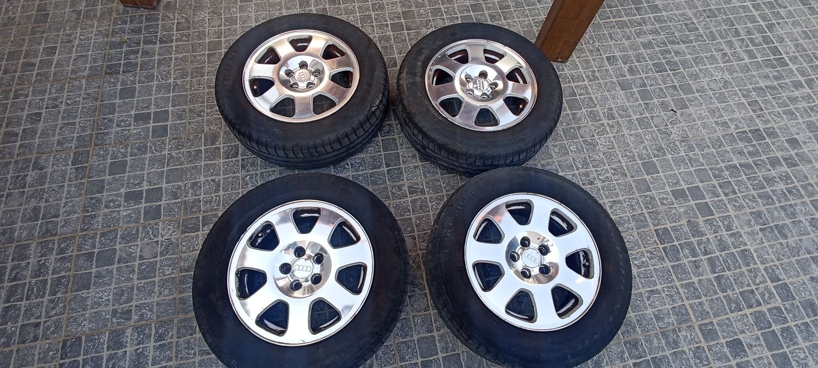 Vendo jantes Audi A3