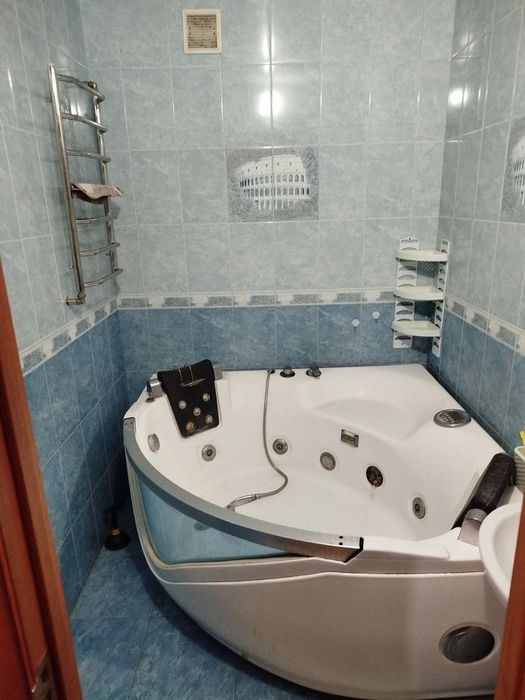 Оренда 3к квартири на Виставці