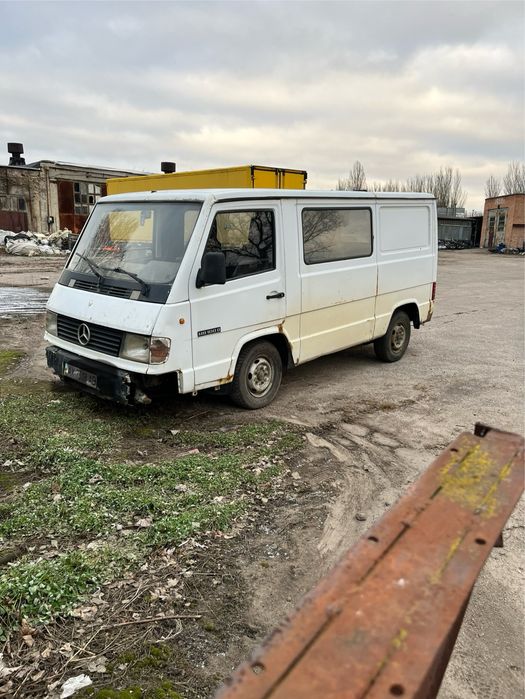 Mercedes mb 100 D , на гайки болты , метизы