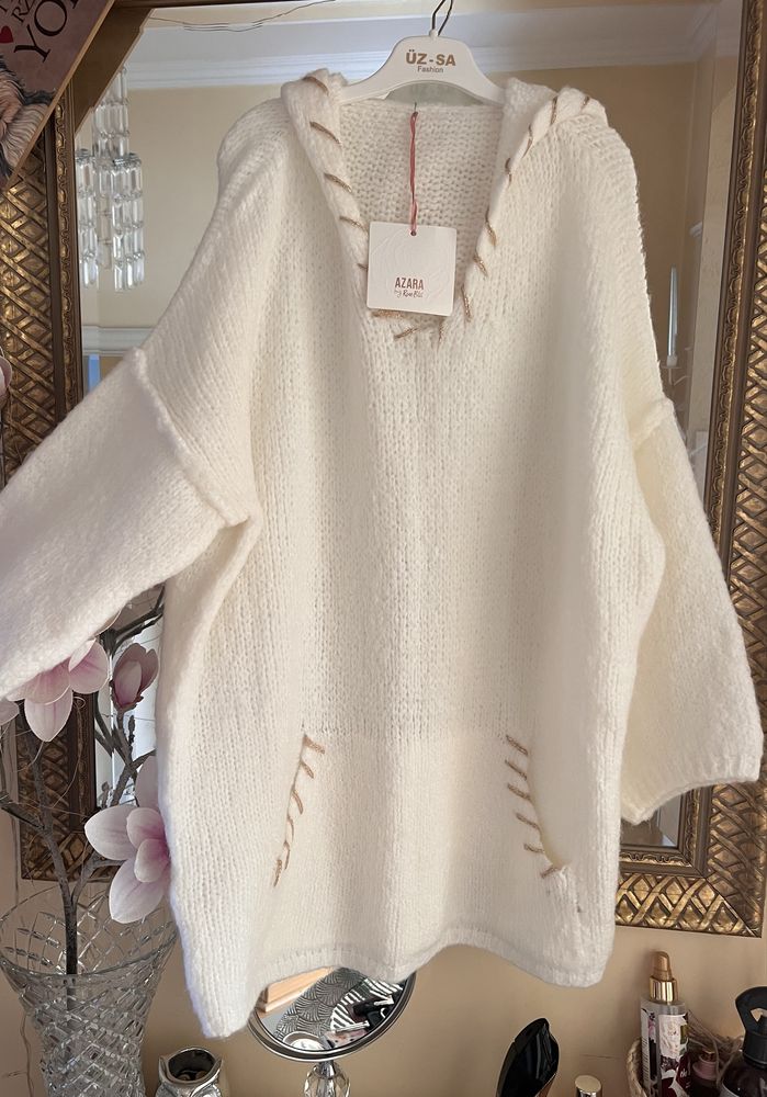 Piękny sweter oversize marki Azara  Made in Italy L-2XL