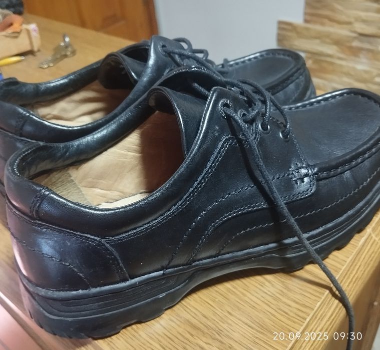 Взуття чоловіче Clarks