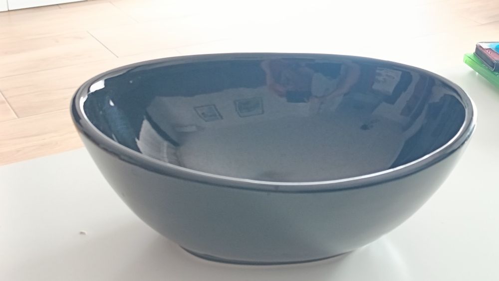 Umywalka mała czarna