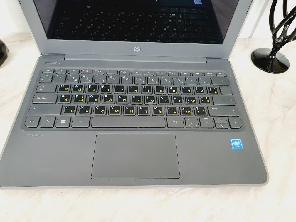Ноутбук HP Stream 11 g5