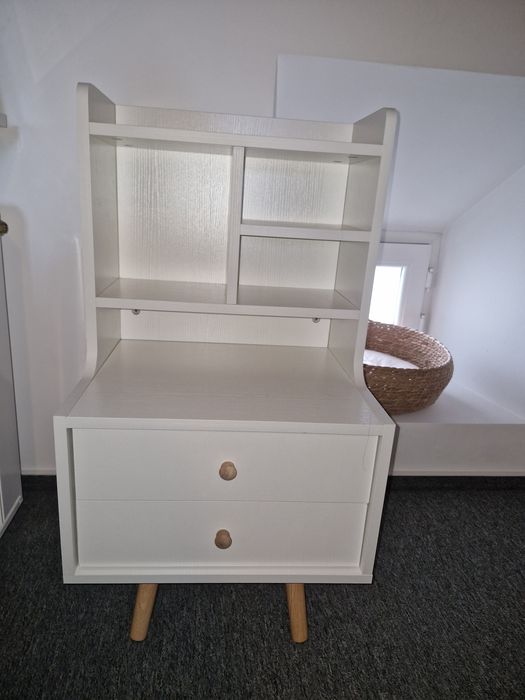 Biała szafka nocna komoda skandynawski styl