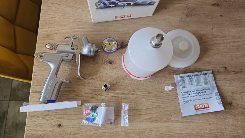 Pistolet lakierniczy SATA Jet 1000