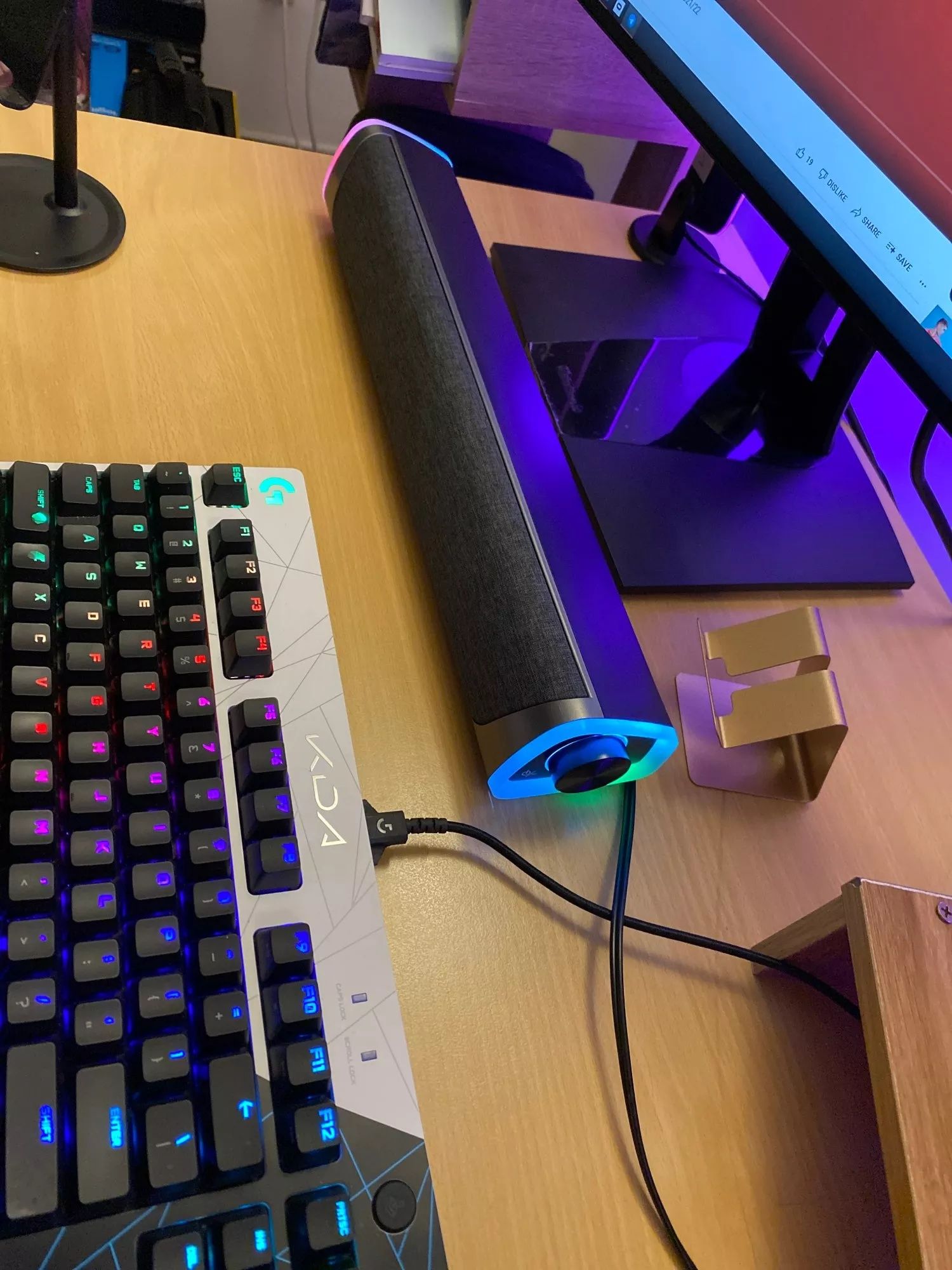 LED RGB Głośnik LENOVO bluetooth + jack 3.5mm