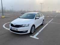 Автомобіль Skoda Rapid