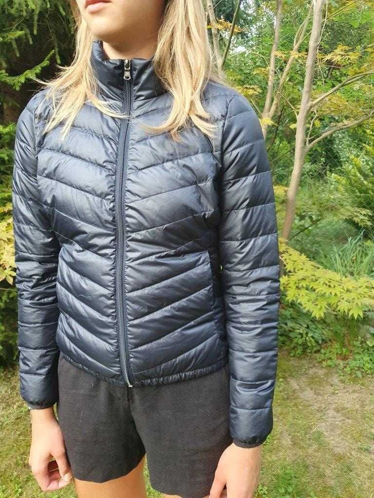 damska kurtka puchowa ultra light kaptur roz 38 M Stradivarius granat