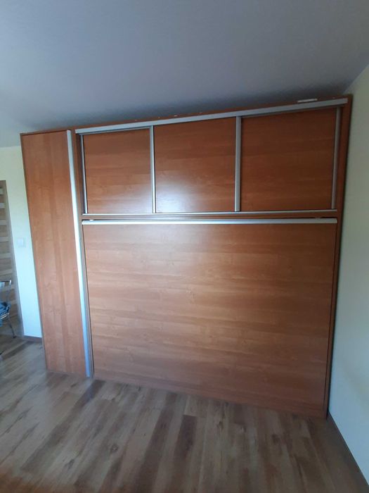 Meble z łóżkiem zamykanym