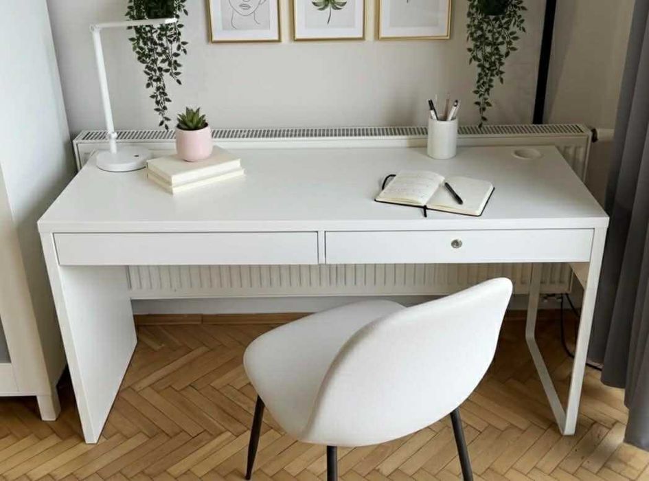 Biurko toaletka Ikea Micke