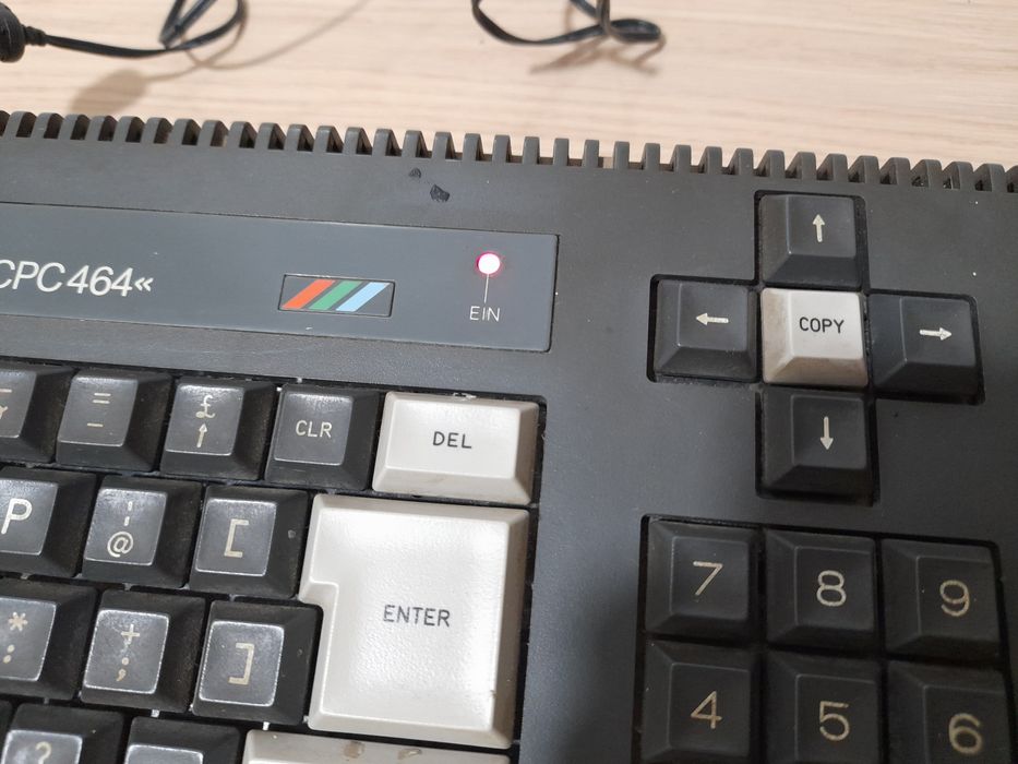 Komputer Amstrad Schneider CPC 464