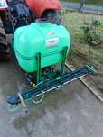 Pulverizador Rocha 300 litros semi novo com barras