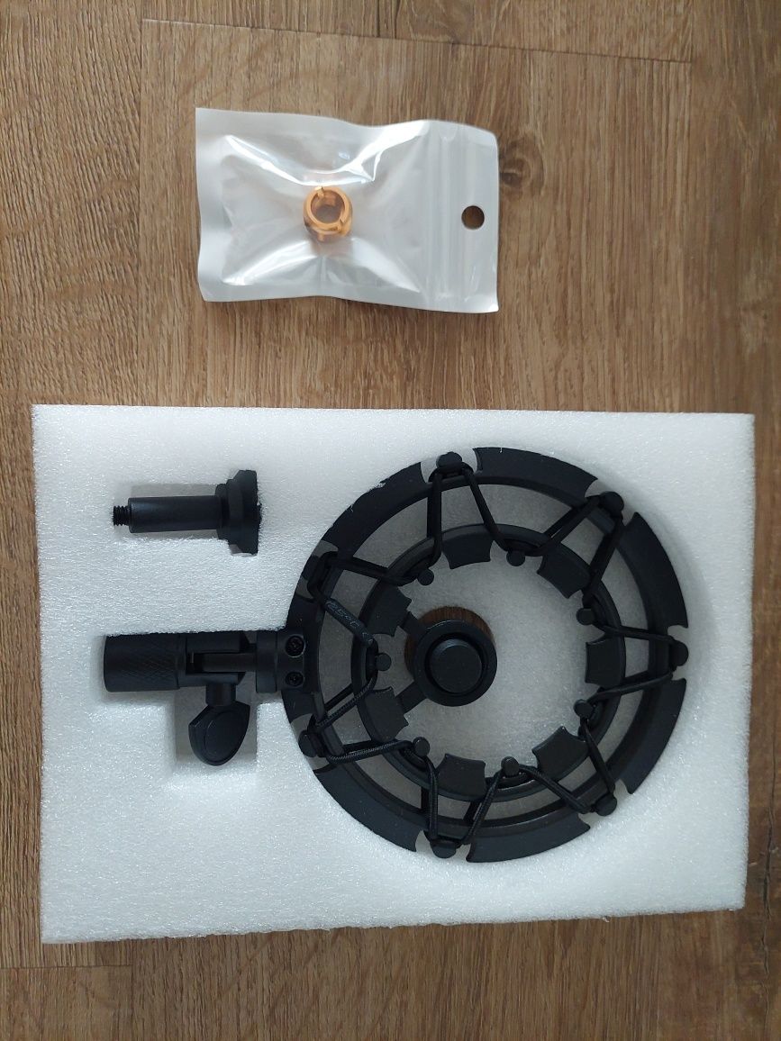 Antywibracyjny uchwyt na mikrofon SHOCK MOUNT