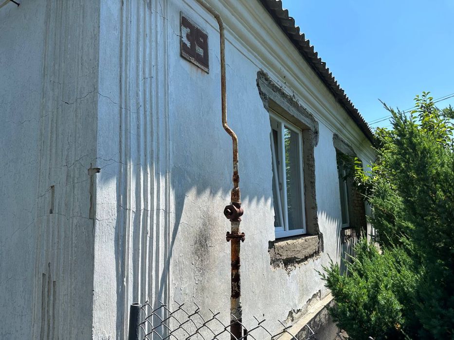 Продається будинок в м. Радивилові з ділянкою на 8,5 соток