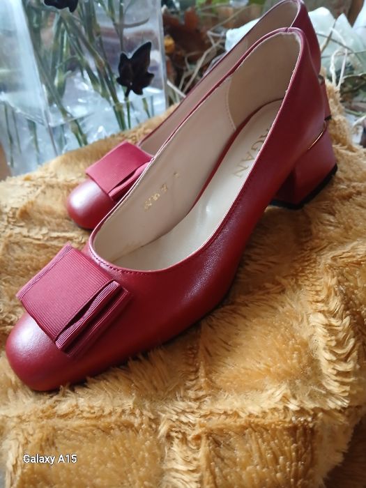 Buty ze skóry, rozmiar 37
