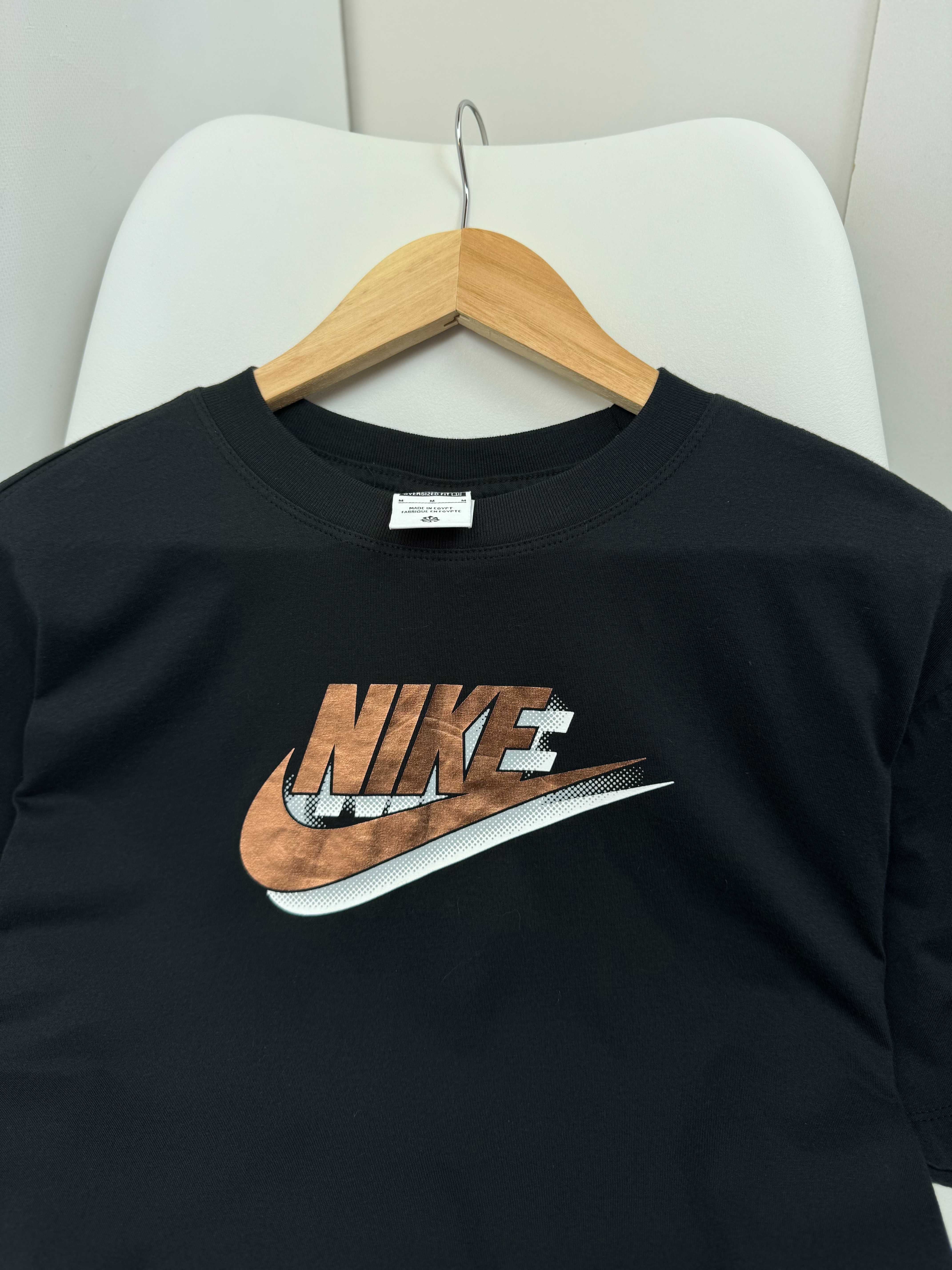 Чоловіча нова футболка Nike поло Розмір М.