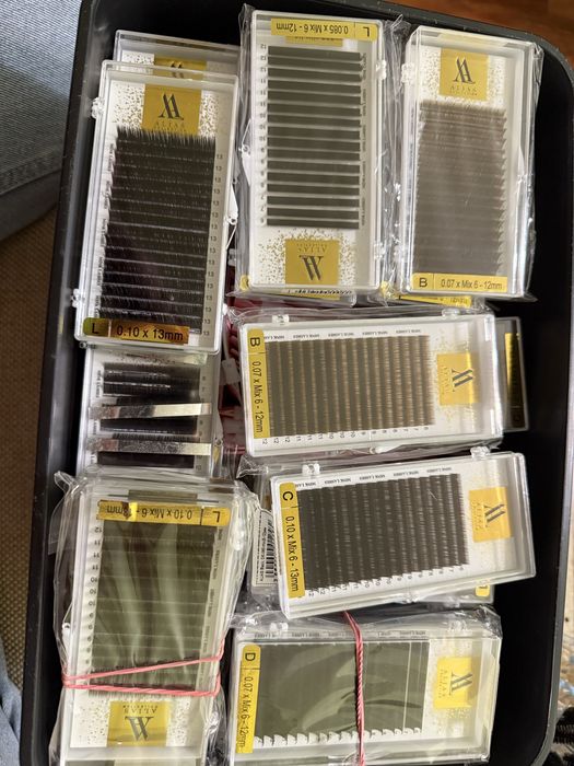 Матеріали для нарощування вій