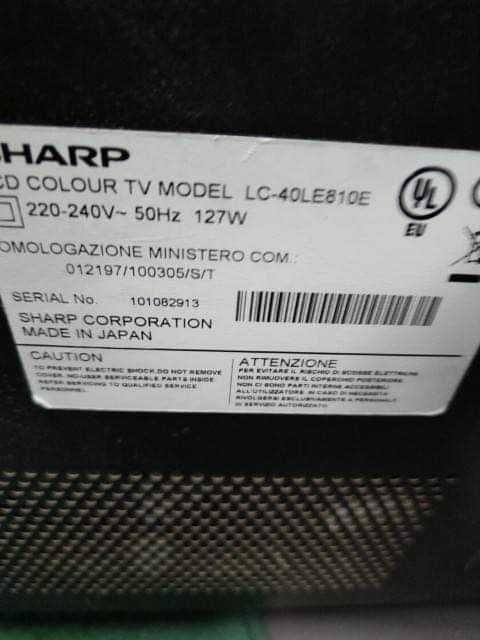 telewizor SHARP z pilotem