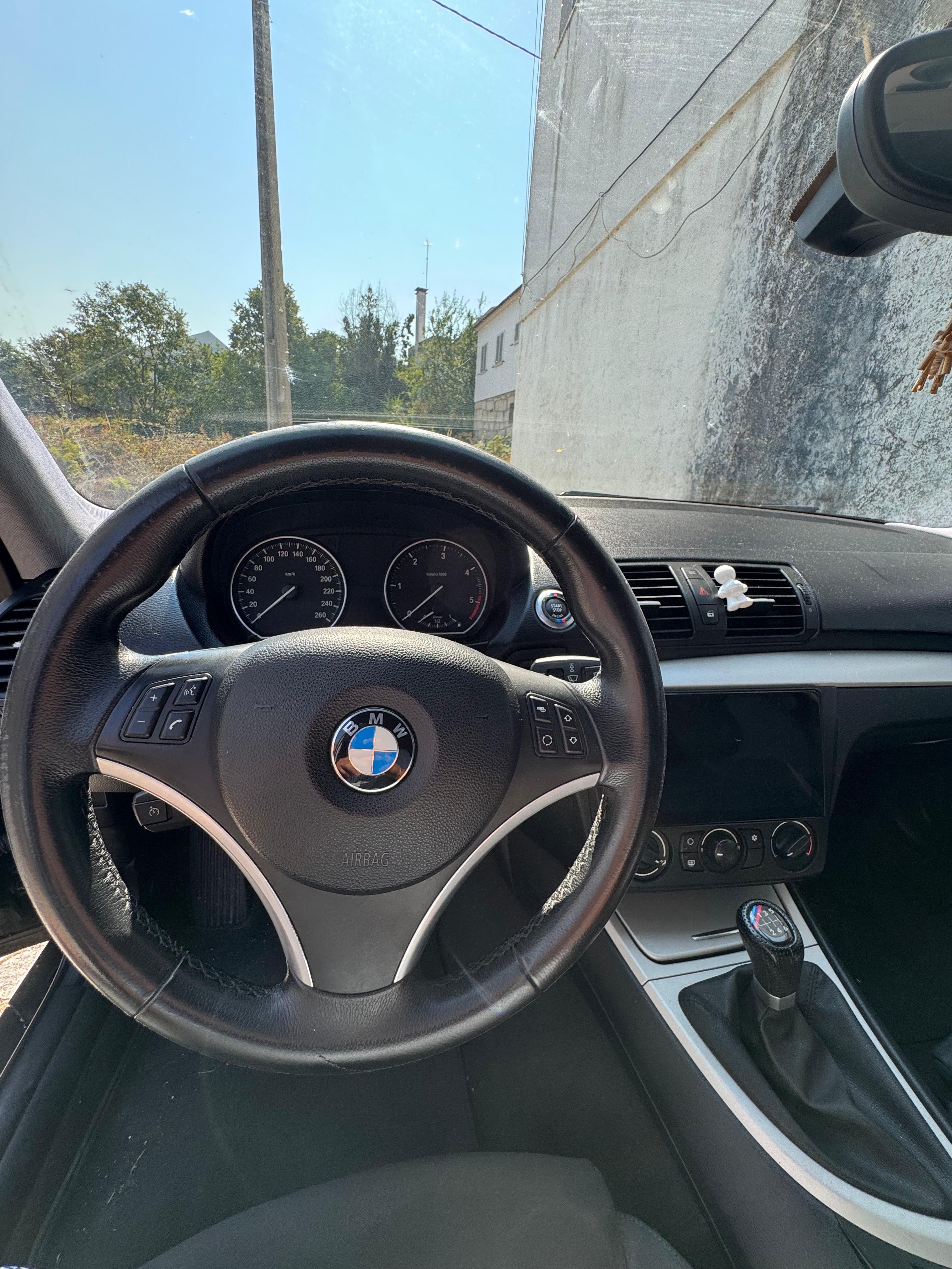 Bmw 120 D nacional Sport 5 portas