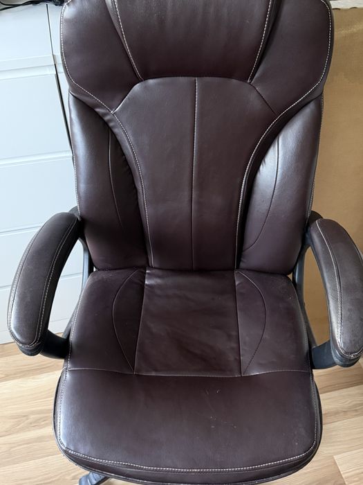 Używany fotel biurowy