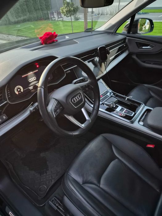 Audi Q7 rok 2021