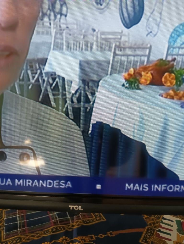 Vendo está Televisão TCL